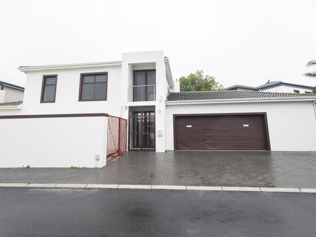 4 Bedroom House in Parklands North