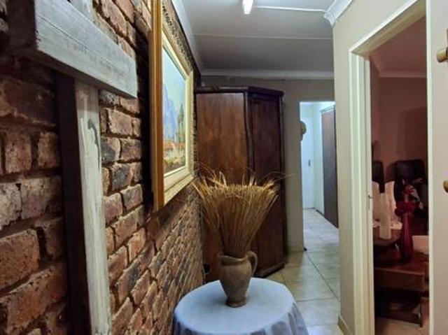 4 Bedroom House in Parys