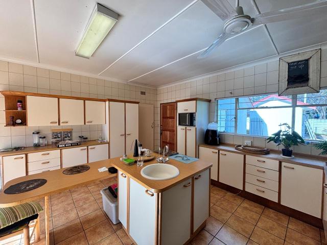 4 Bedroom House in Parys