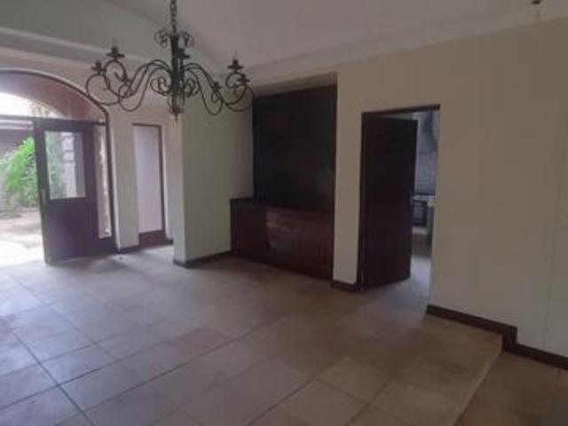 4 Bedroom House in Pecanwood