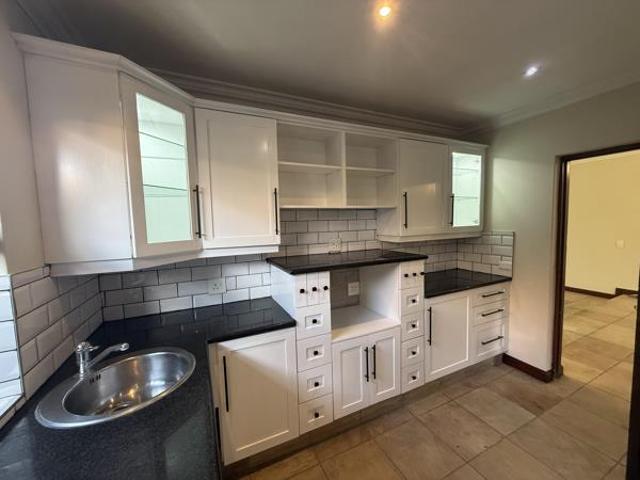 4 Bedroom House in Pecanwood