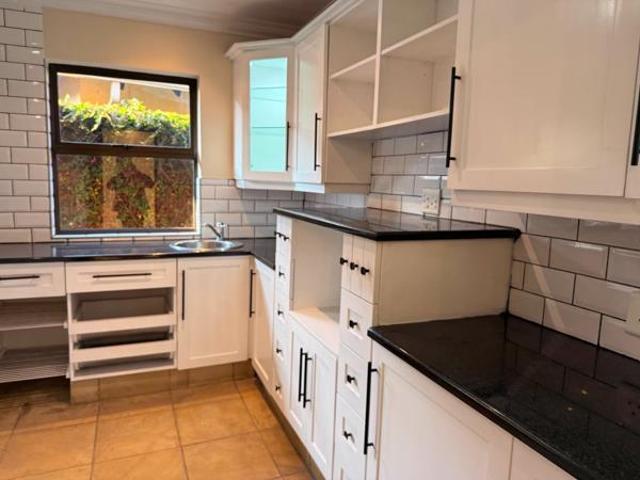 4 Bedroom House in Pecanwood