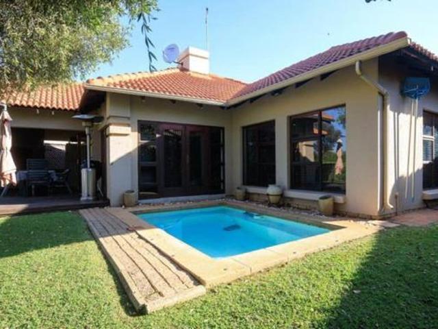 4 Bedroom House in Pecanwood