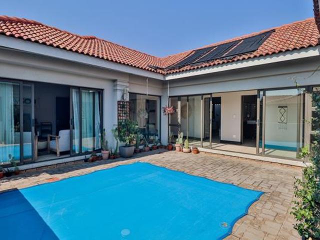 4 Bedroom House in Pecanwood