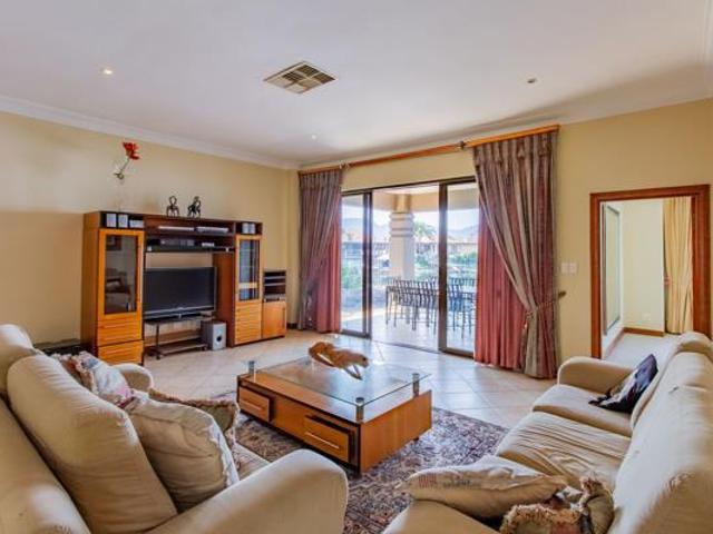 4 Bedroom House in Pecanwood