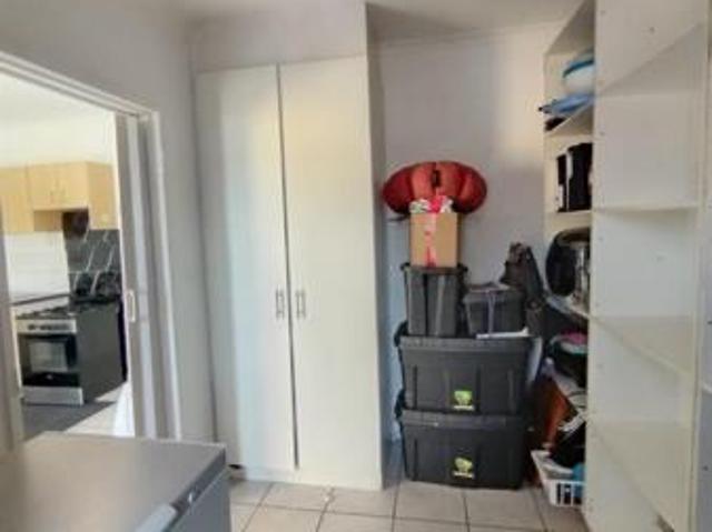 4 Bedroom House in Pelikan Park