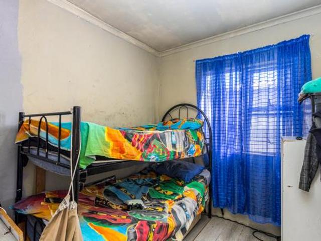 4 Bedroom House in Pelikan Park