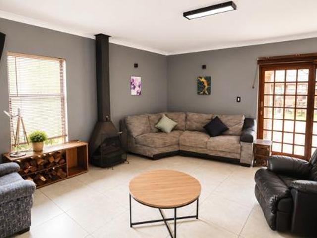 4 Bedroom House in Pellissier