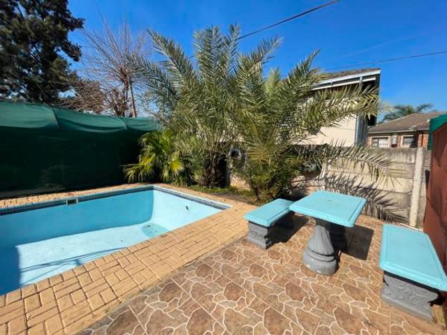 4 Bedroom House in Mkhando Piet Retief