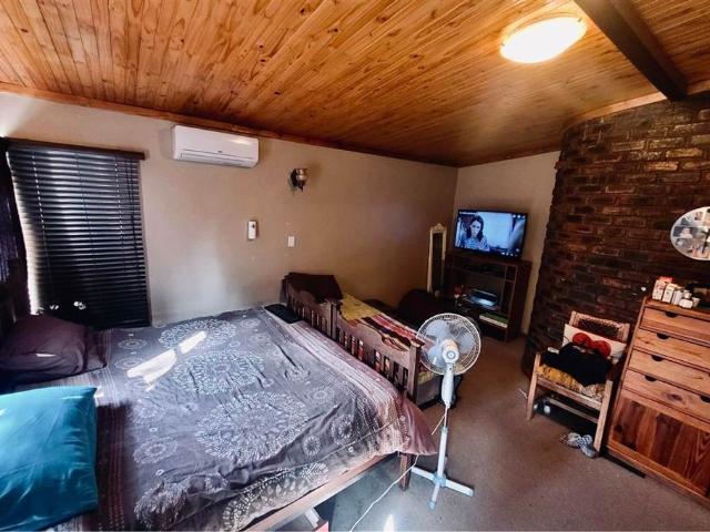 4 Bedroom House in Pioneer Park