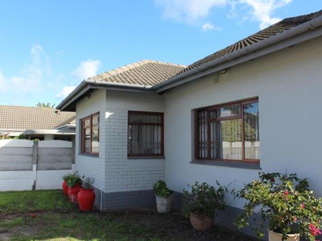 4 Bedroom House in Plumstead