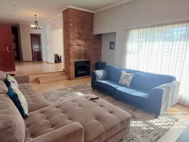 4 Bedroom House in President Ridge