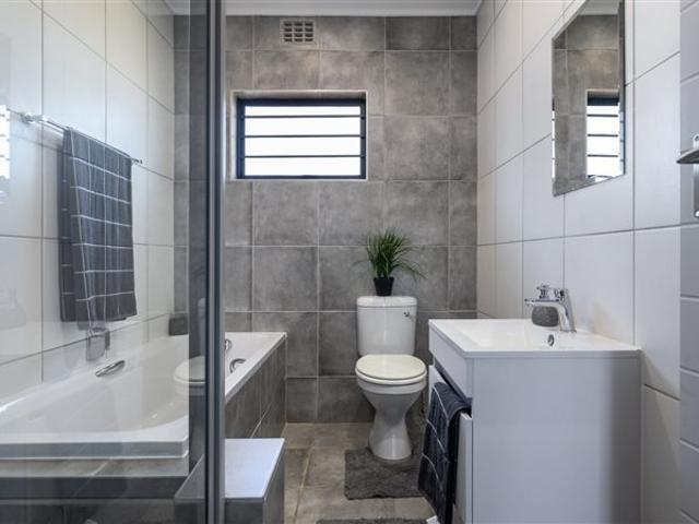 4 Bedroom House in Pretoria West