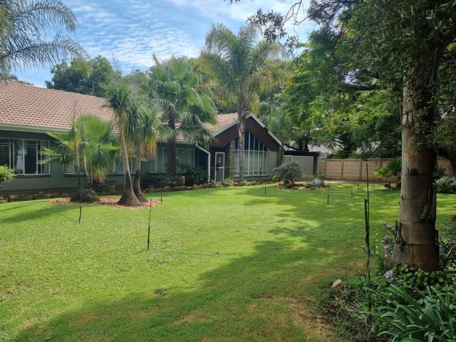 4 Bedroom House in Protea Park