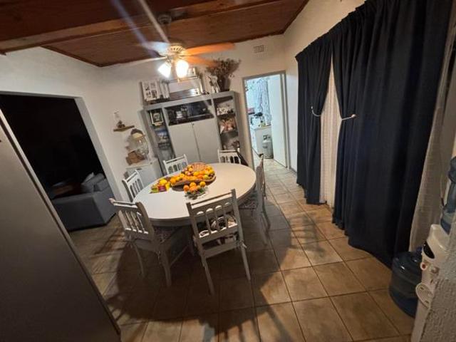 4 Bedroom House in Protea Park