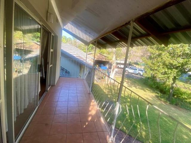 4 Bedroom House in Protea Park