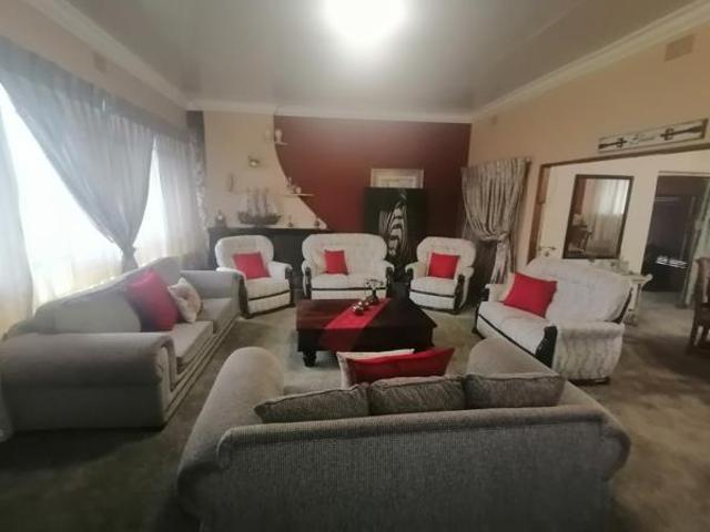 4 Bedroom House in Quellerie Park