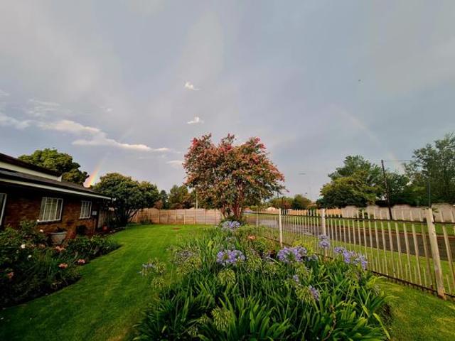 4 Bedroom House in Rothdene