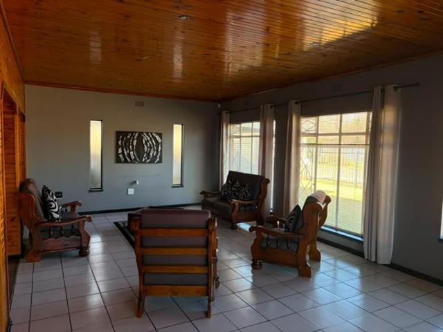 4 Bedroom House in Rothdene