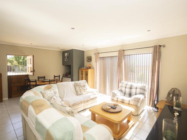 4 Bedroom House in Rouxville