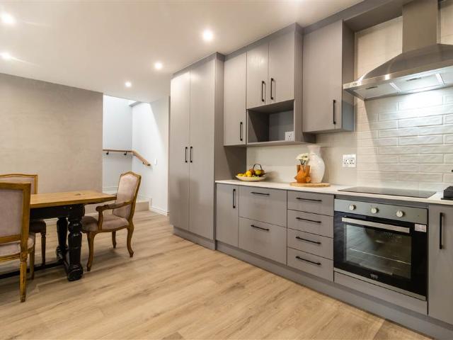 4 Bedroom House in Royal Ascot