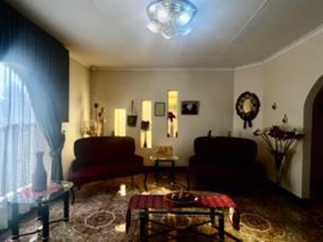 4 Bedroom House in Royldene