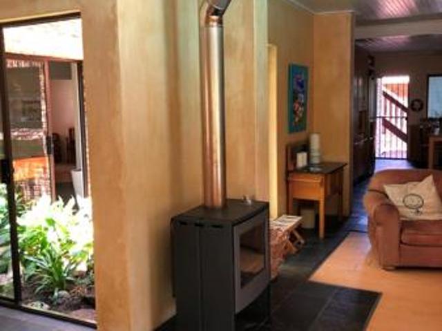 4 Bedroom House in Rozendal