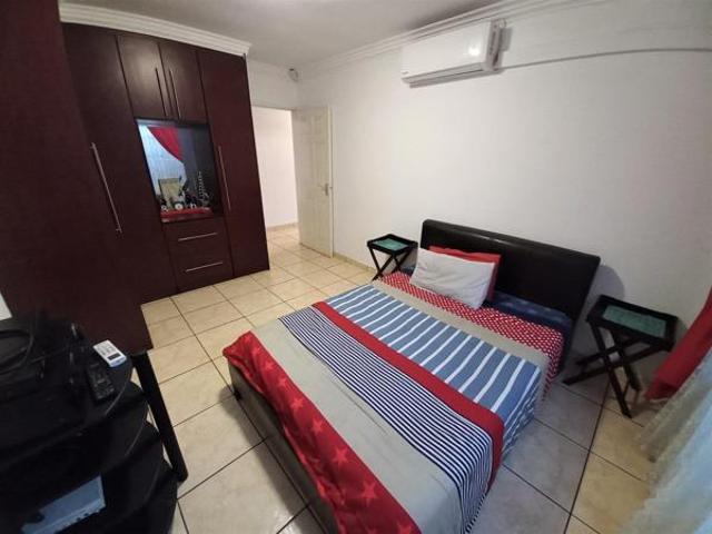 4 Bedroom House in Roodewal