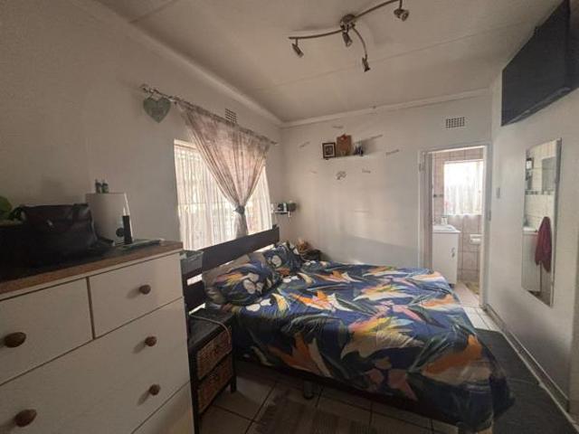 4 Bedroom House in Roodepoort North