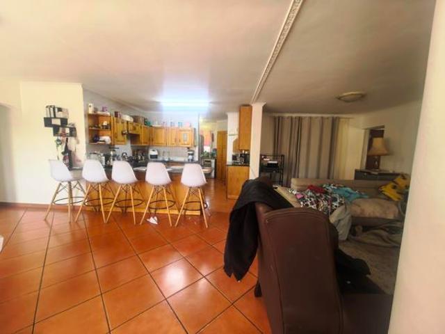 4 Bedroom House in Rooihuiskraal North