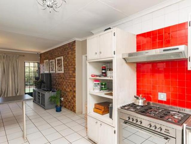 4 Bedroom House in Radiokop