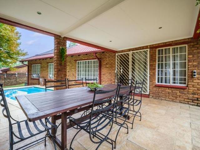 4 Bedroom House in Radiokop