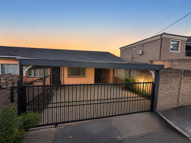 4 Bedroom House in Raisethorpe