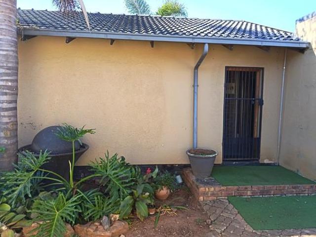 4 Bedroom House in Randpoort