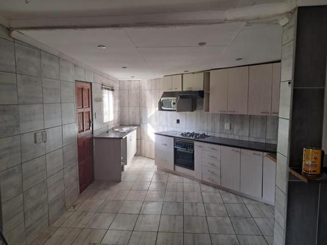 4 Bedroom House in Randpoort