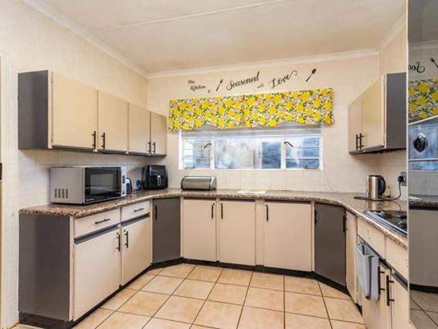 4 Bedroom House in Rant en Dal