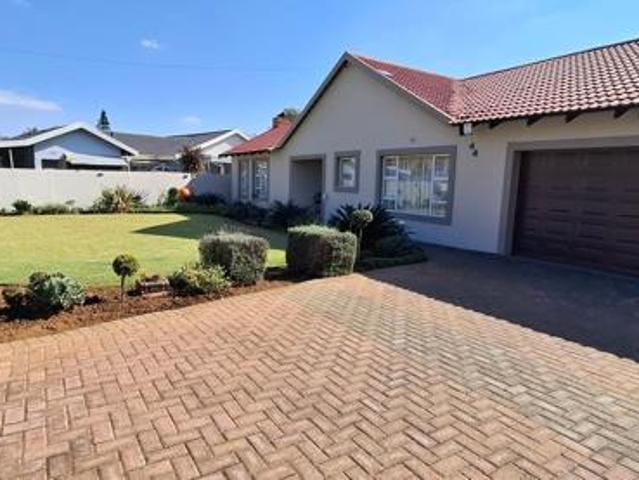 4 Bedroom House in Rant en Dal
