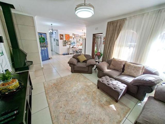 4 Bedroom House in Rant en Dal