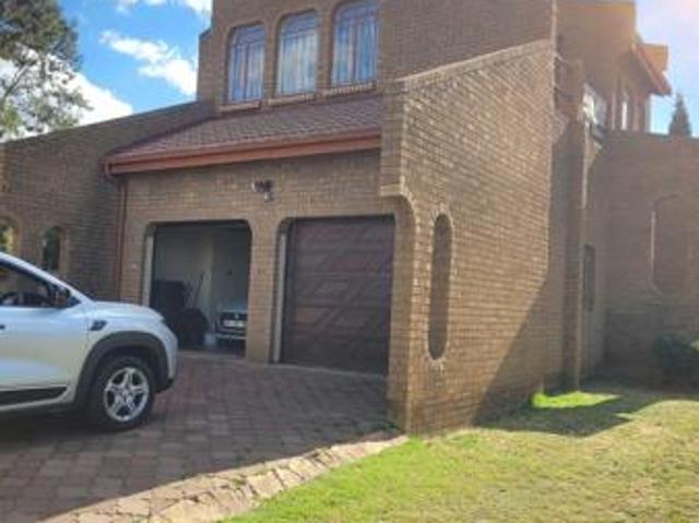4 Bedroom House in Reyno Ridge