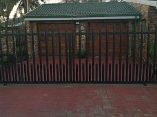 4 Bedroom House in Reyno Ridge
