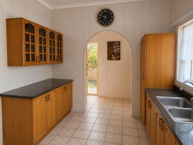 4 Bedroom House in Reyno Ridge