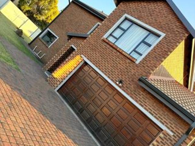 4 Bedroom House in Reyno Ridge