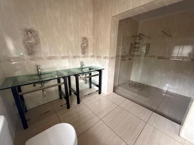 4 Bedroom House in Reyno Ridge