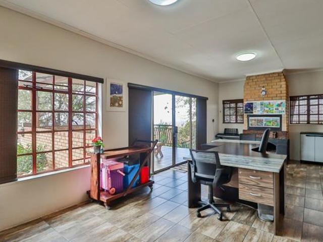 4 Bedroom House in Reyno Ridge