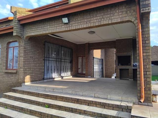 4 Bedroom House in Reyno Ridge