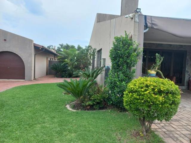 4 Bedroom House in Reyno Ridge