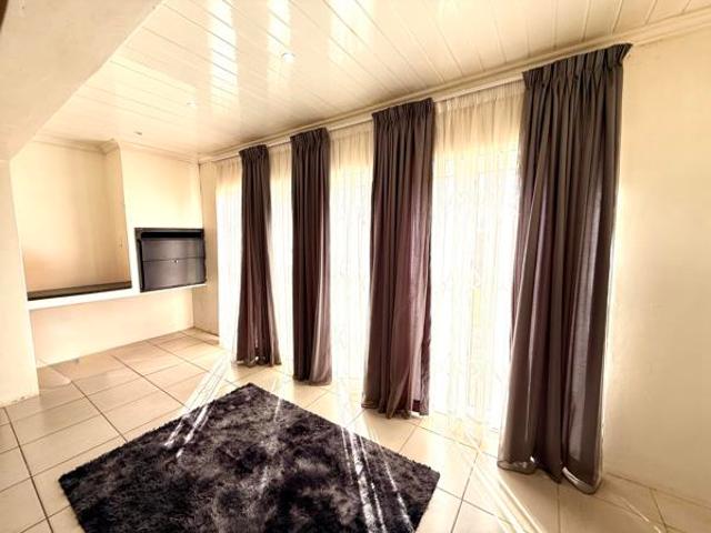 4 Bedroom House in Reyno Ridge