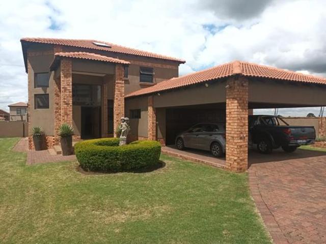 4 Bedroom House in Reyno Ridge