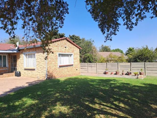 4 Bedroom House in Rensburg
