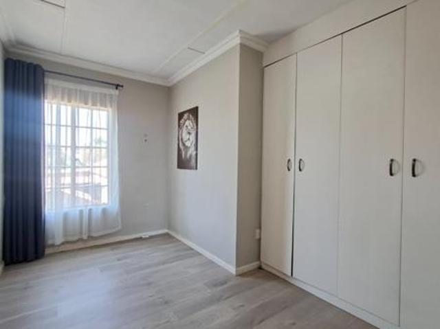 4 Bedroom House in Rensburg